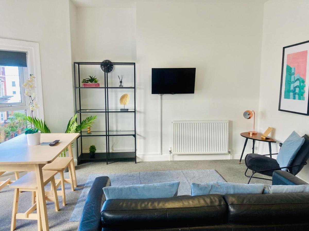 Westcliffe Apartments Southport Bagian luar foto